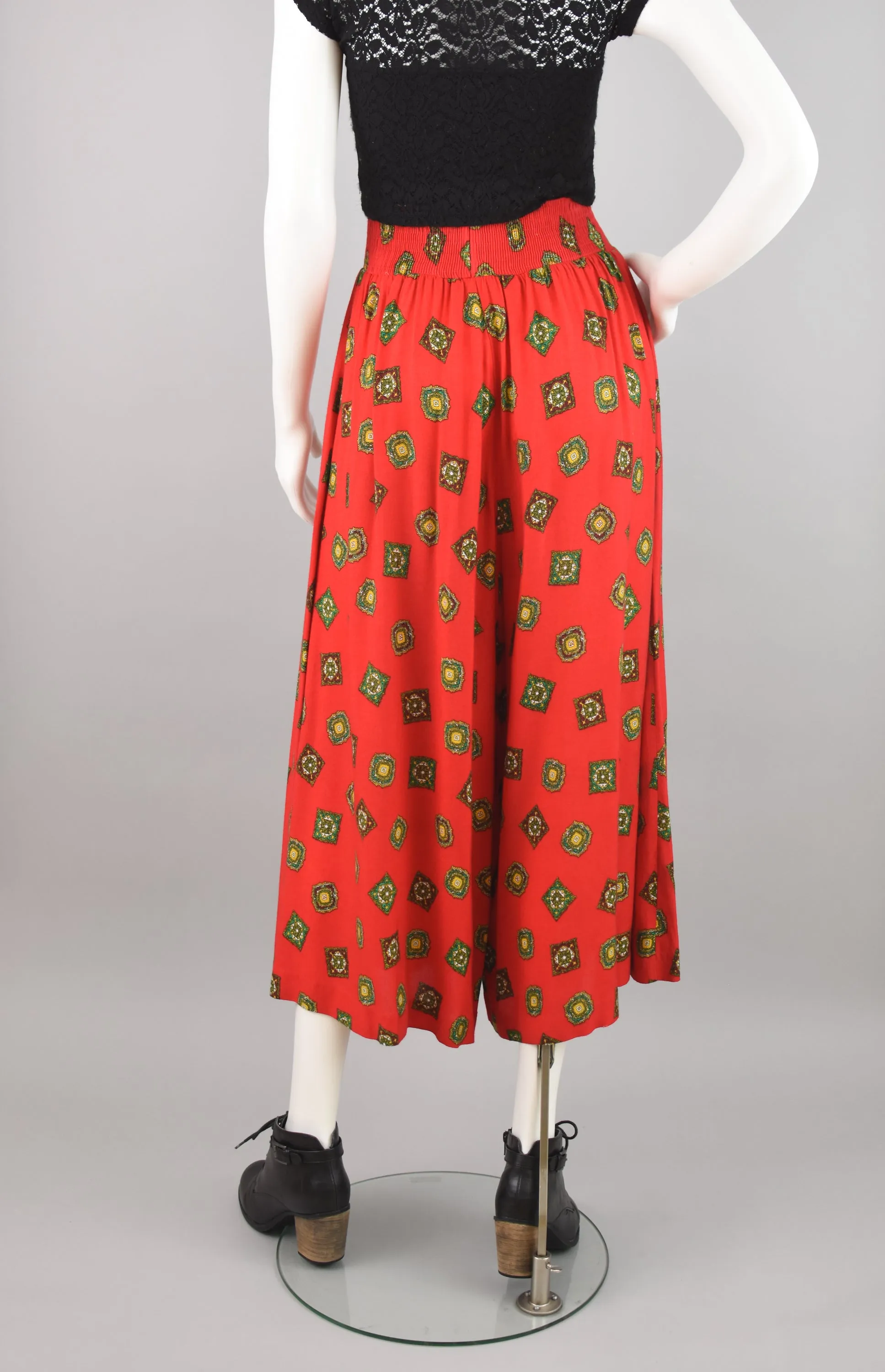 80s Red Scarf Print Wide Leg Culottes Women's Size 6