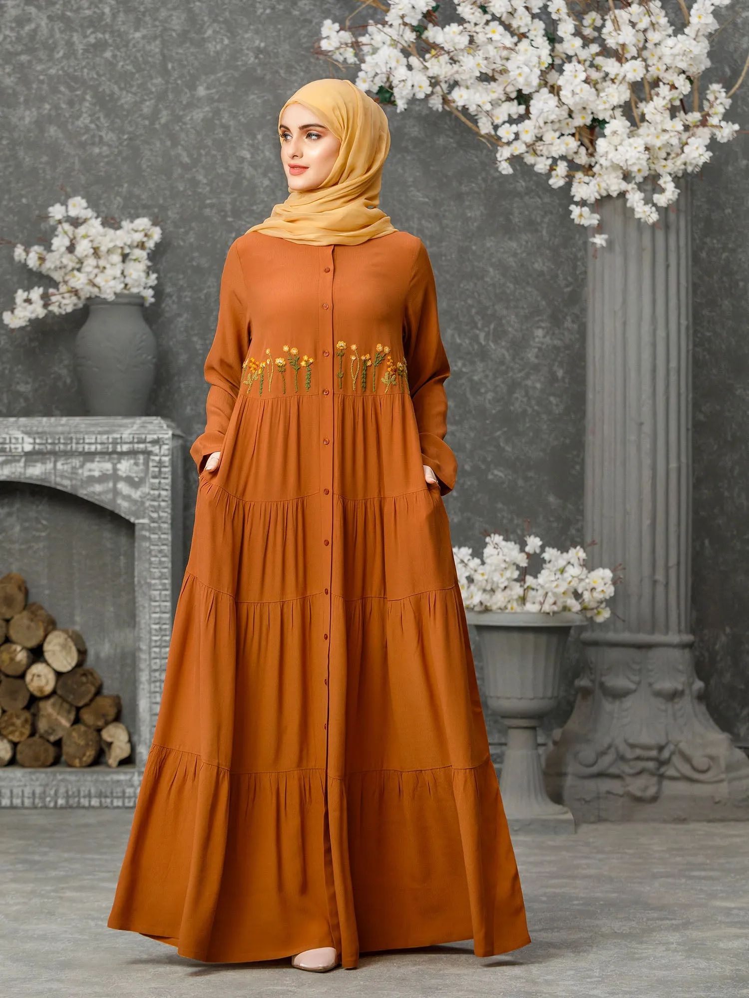 Abaya Amber