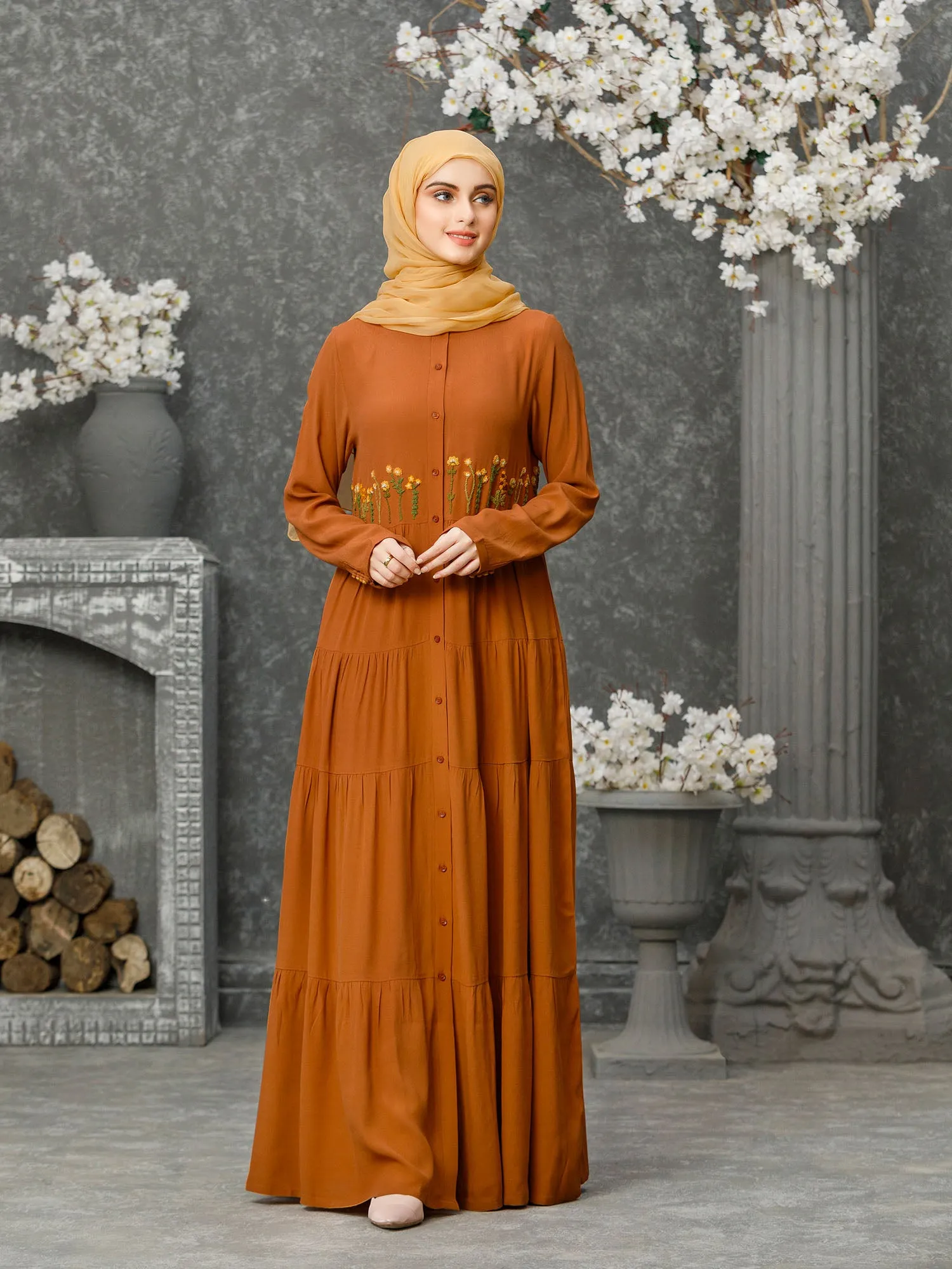 Abaya Amber