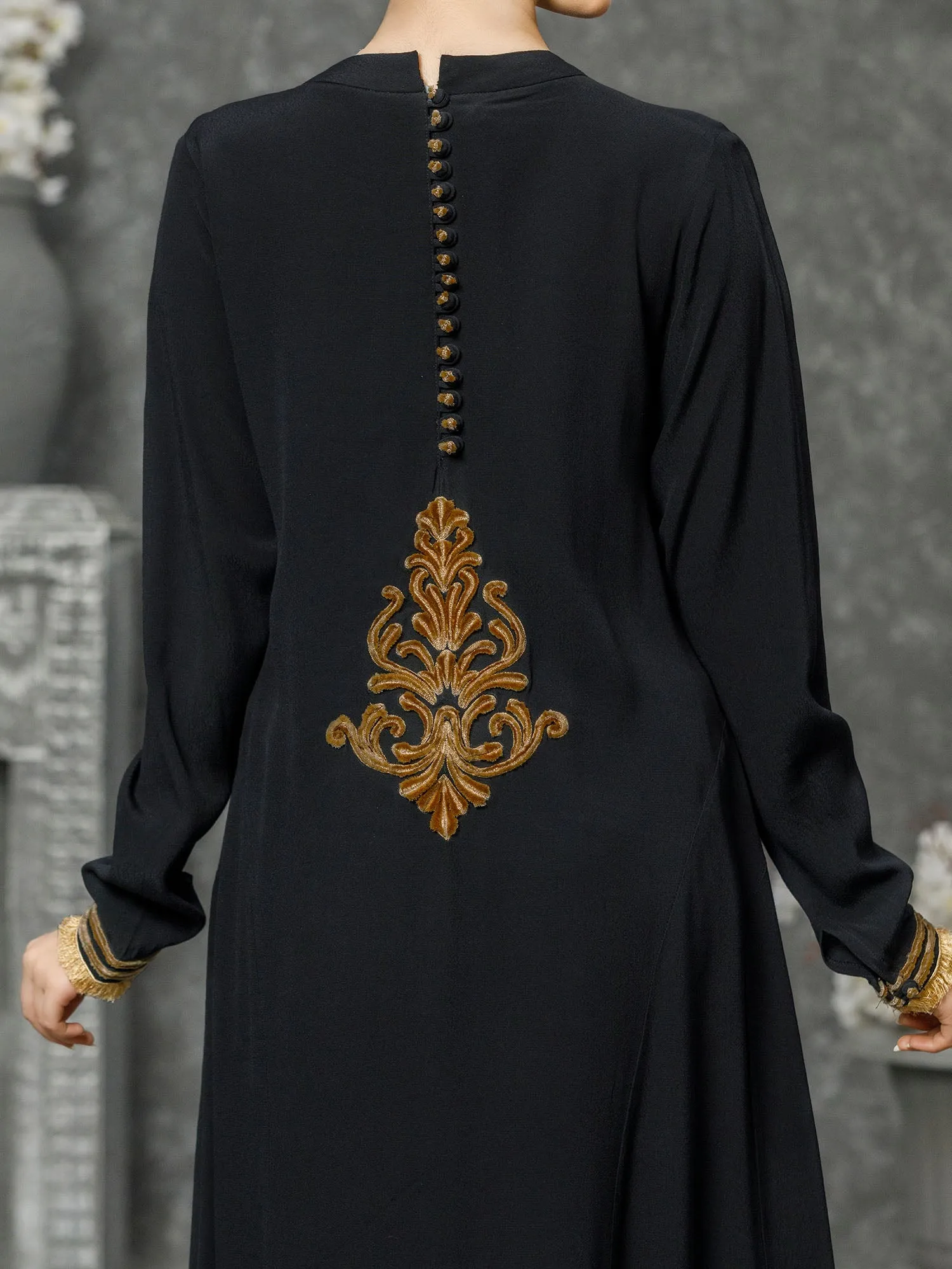 Abaya Bumblebee Black