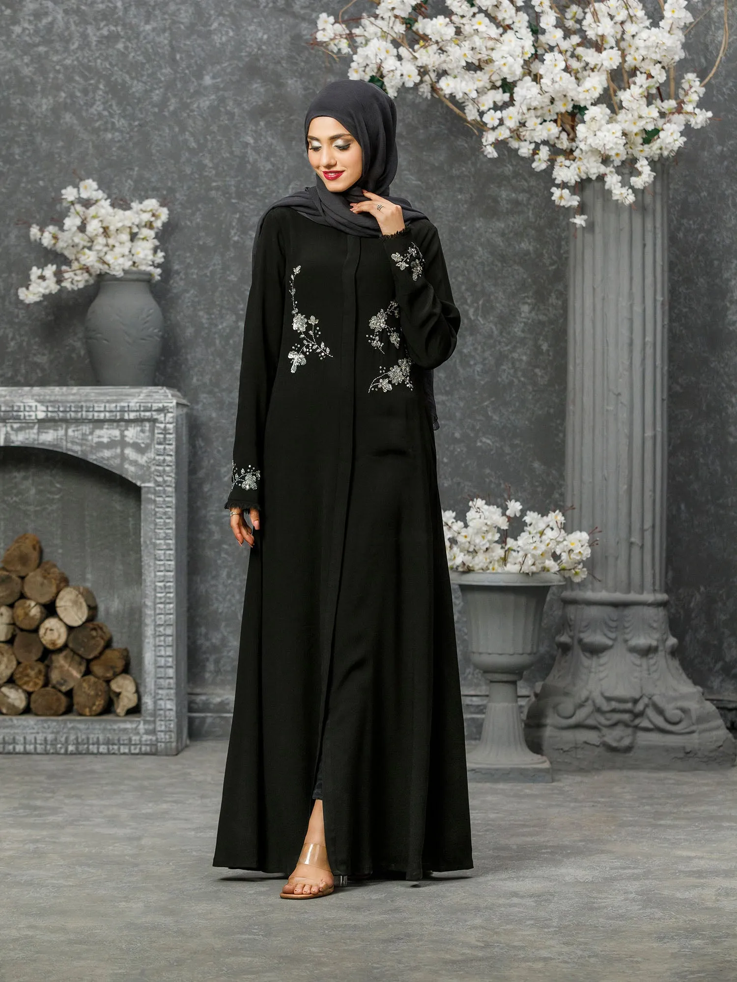 Abaya Koh-I-Noor Black