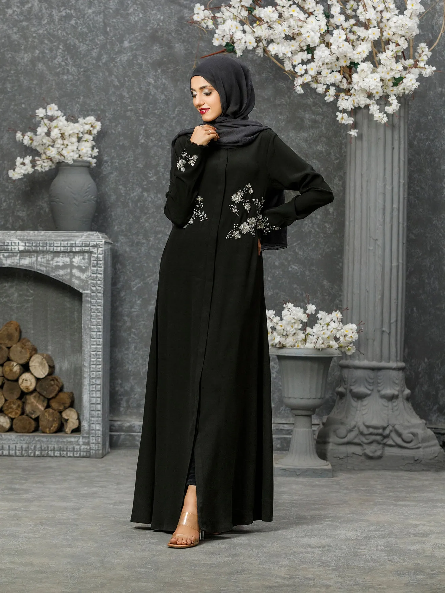 Abaya Koh-I-Noor Black