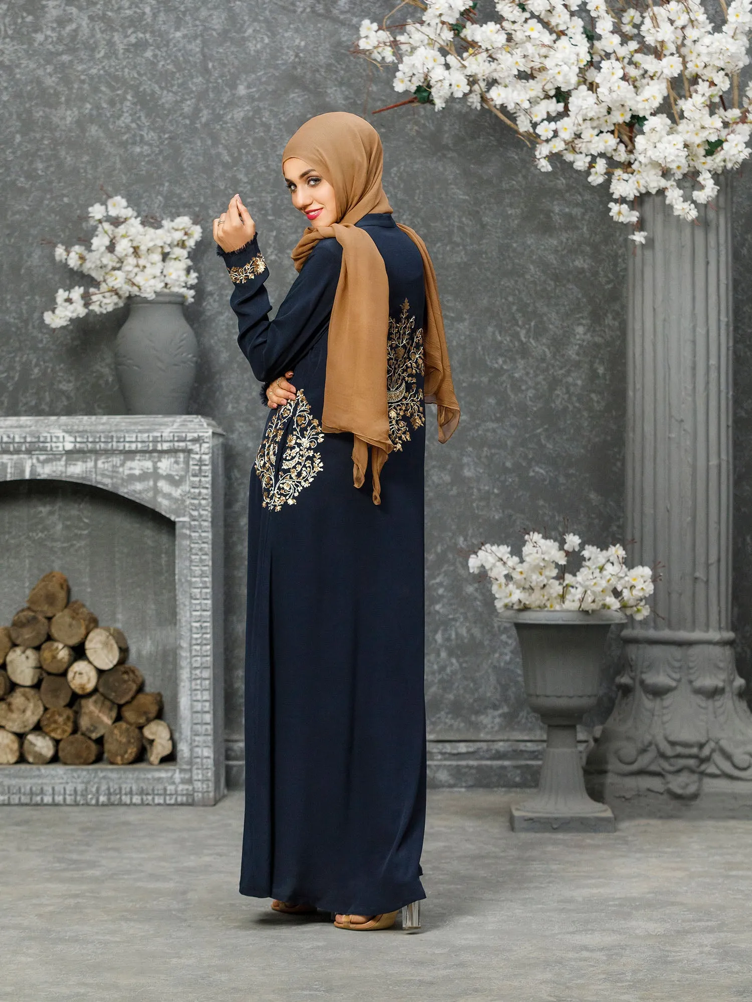 Abaya Malika