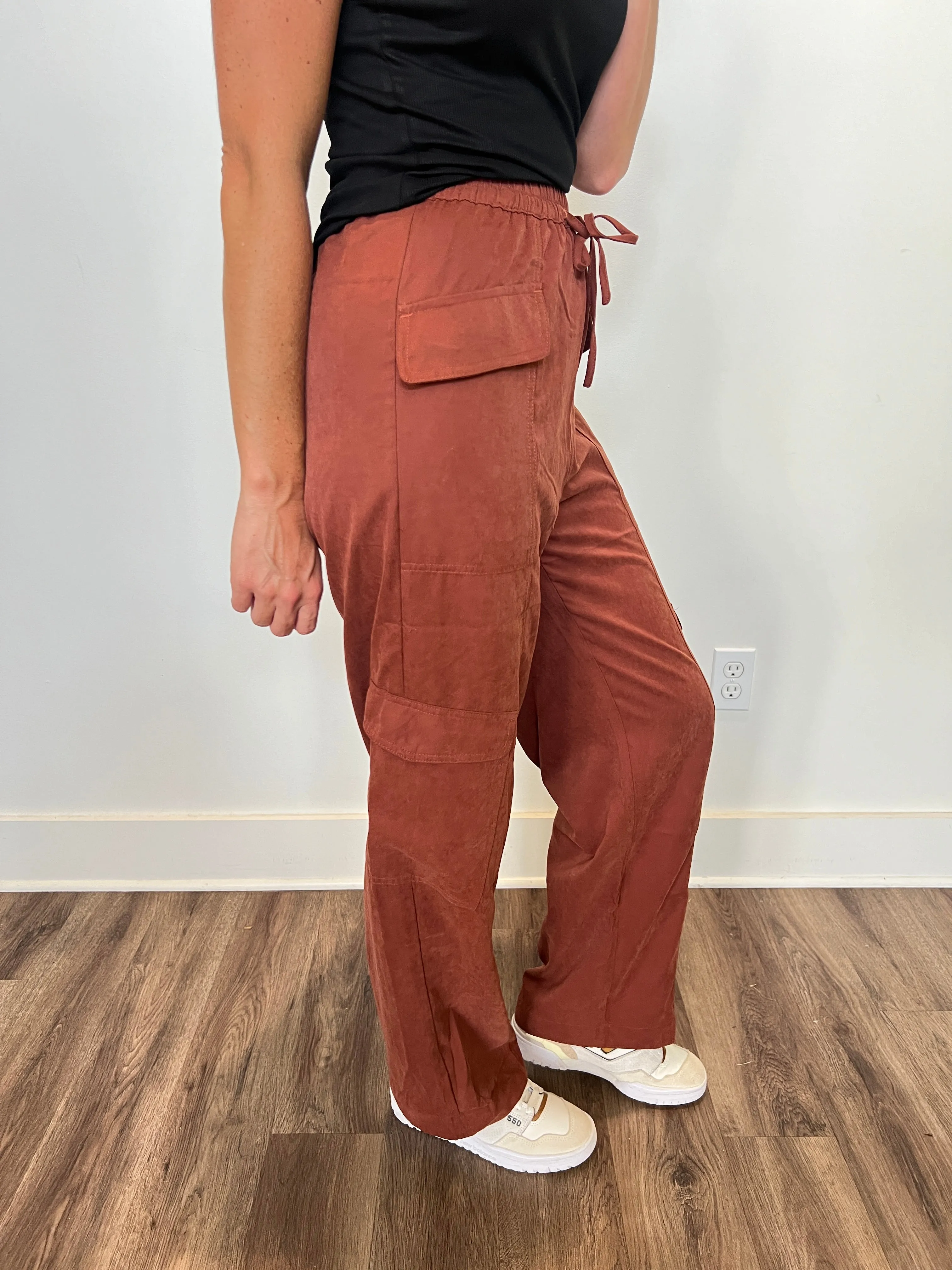 AL Rhodes Lightweight Cargo Pants- Mahogany