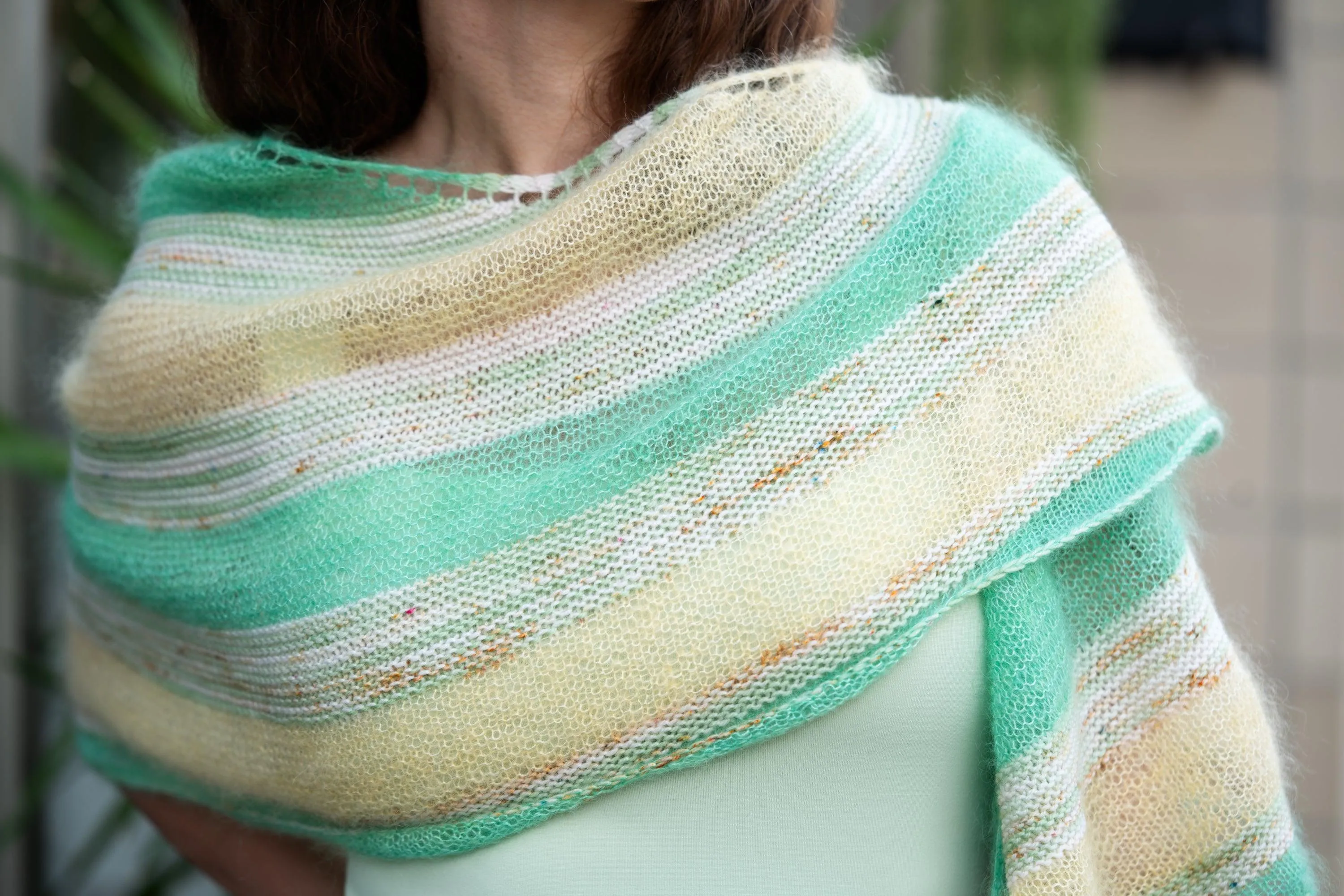 Echo Shawl - KNITTING KIT