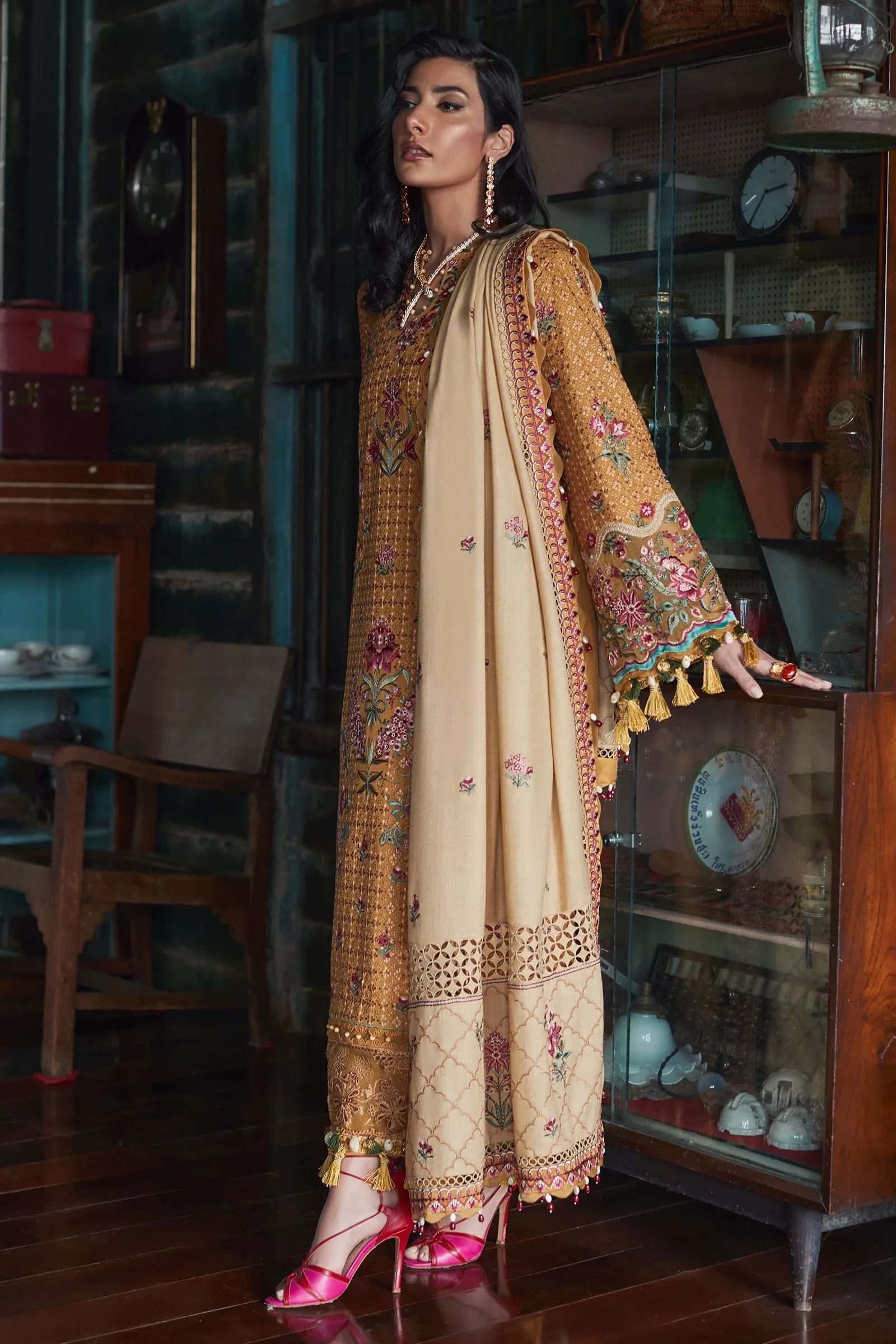 Elan Winter Collection – ASAREH (EW22-06)