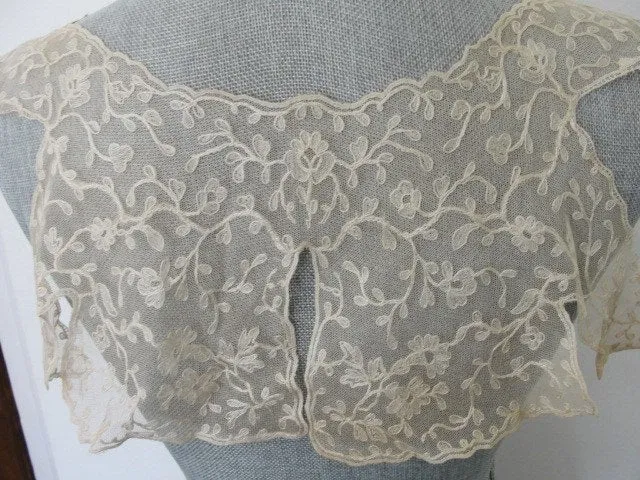 GORGEOUS 20s-30s French Lace Cape Collar Capelet Tambour Embroidered Lace Flowers Gatsby Flapper Downton Abbey Bridal Vintage Clothing