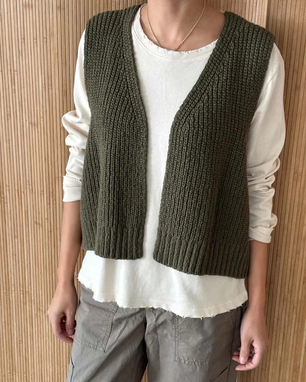 Granny Cotton Sweater Vest - Olive