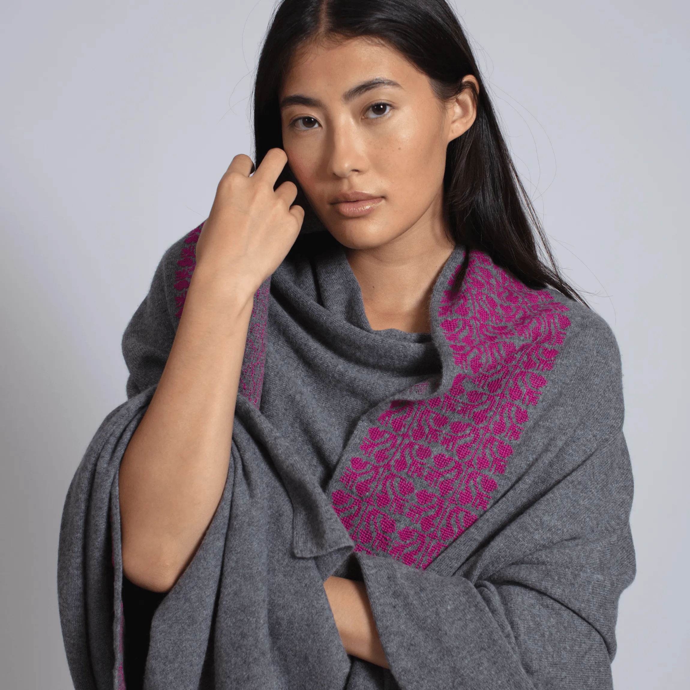 GRAY CASHMERE SHAWL