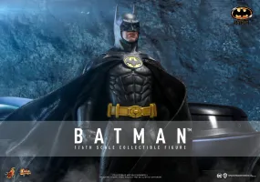 Hot Toys - MMS692 - Batman (1989) - 1/6th scale Batman Collectible Figure