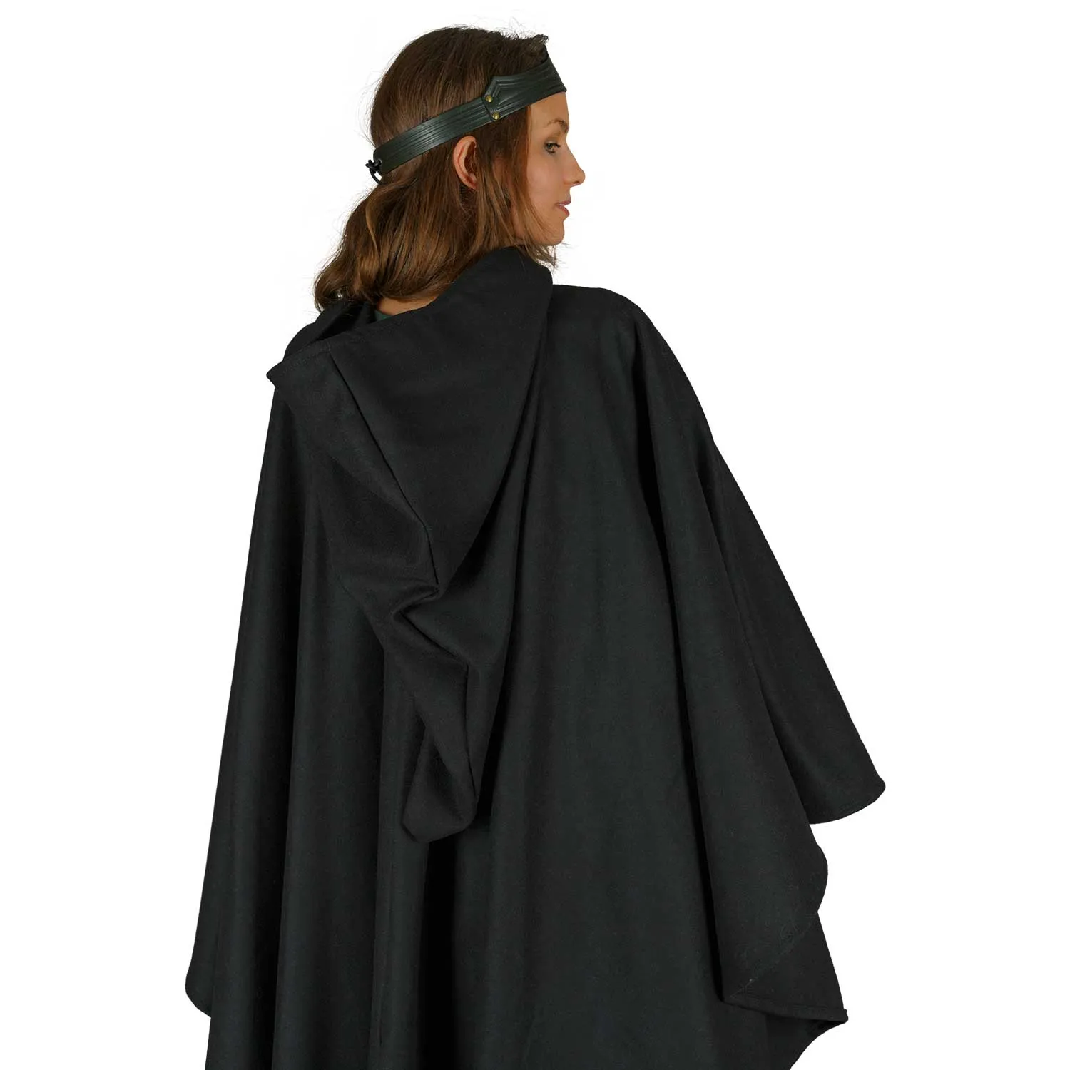 Kim Short Cape Wool