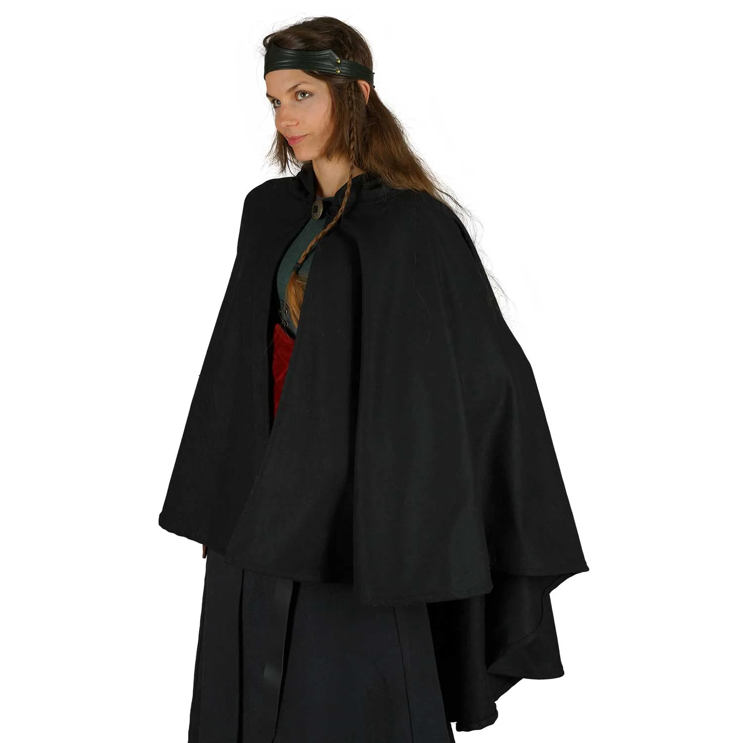 Kim Short Cape Wool