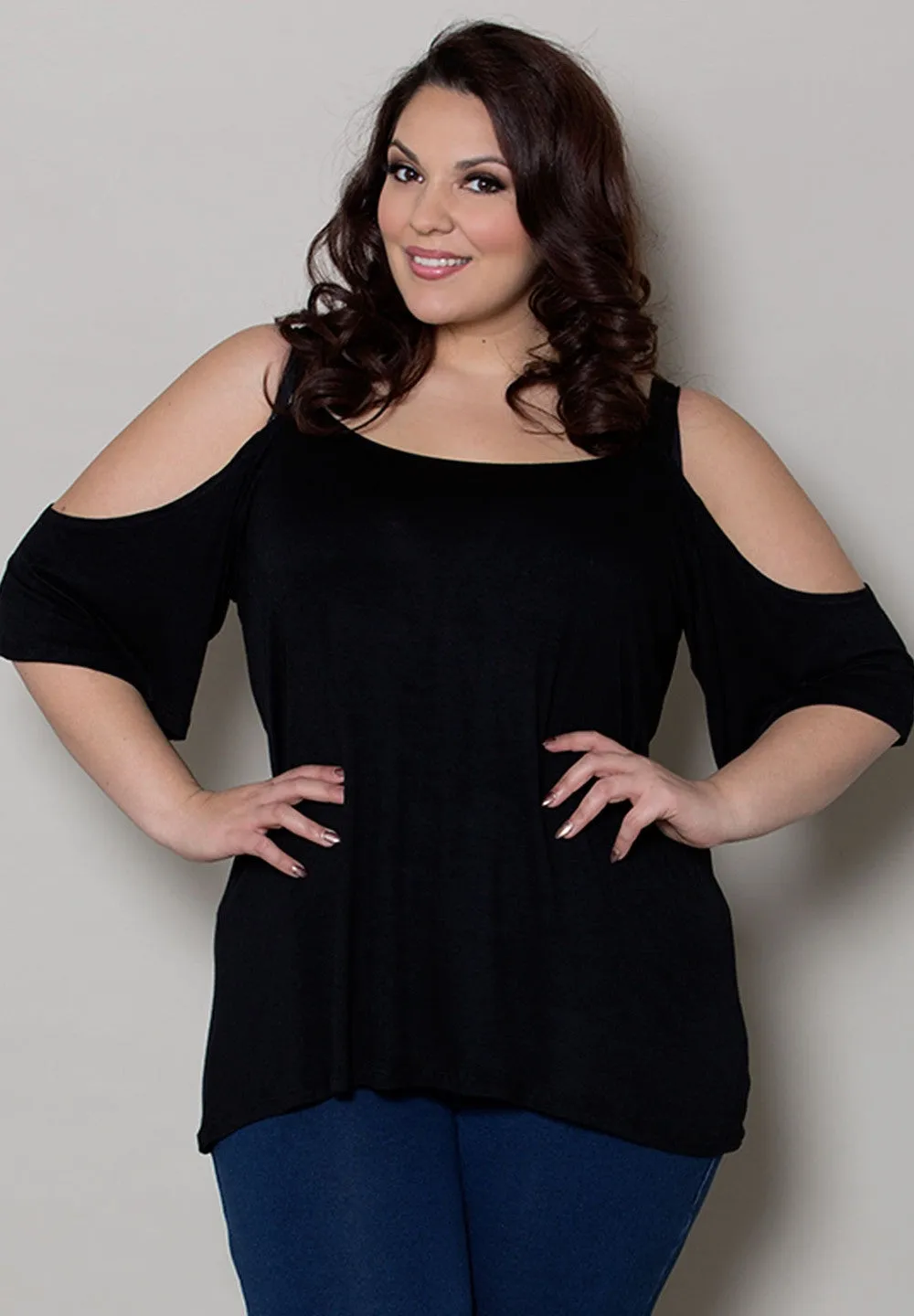 Lynn Cold Shoulder Top