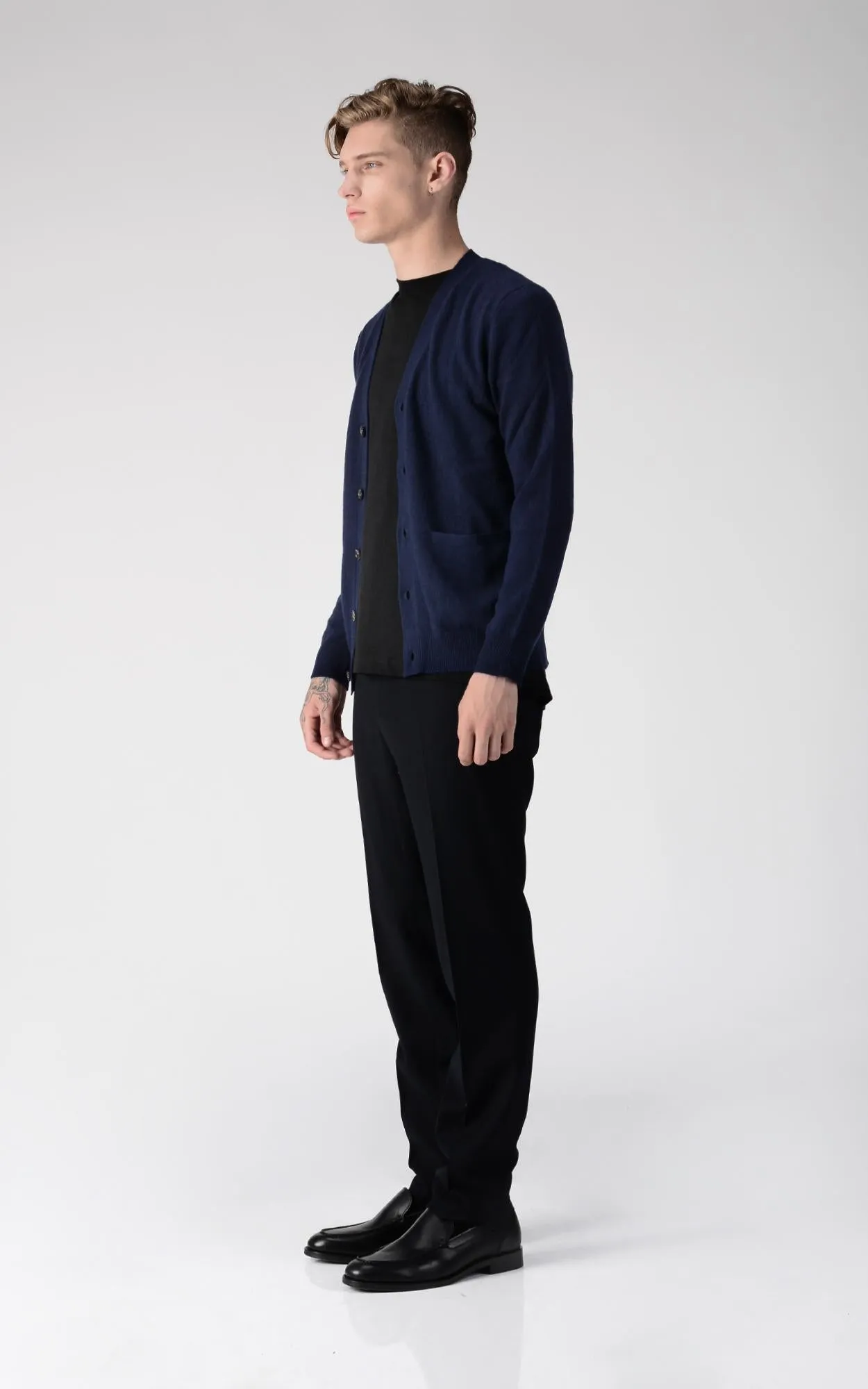 Men V-Neck Cardigan_Navy