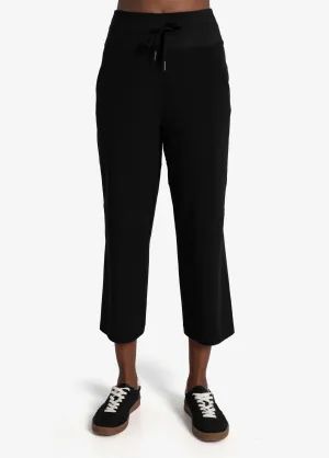 Momentum Cropped Pants