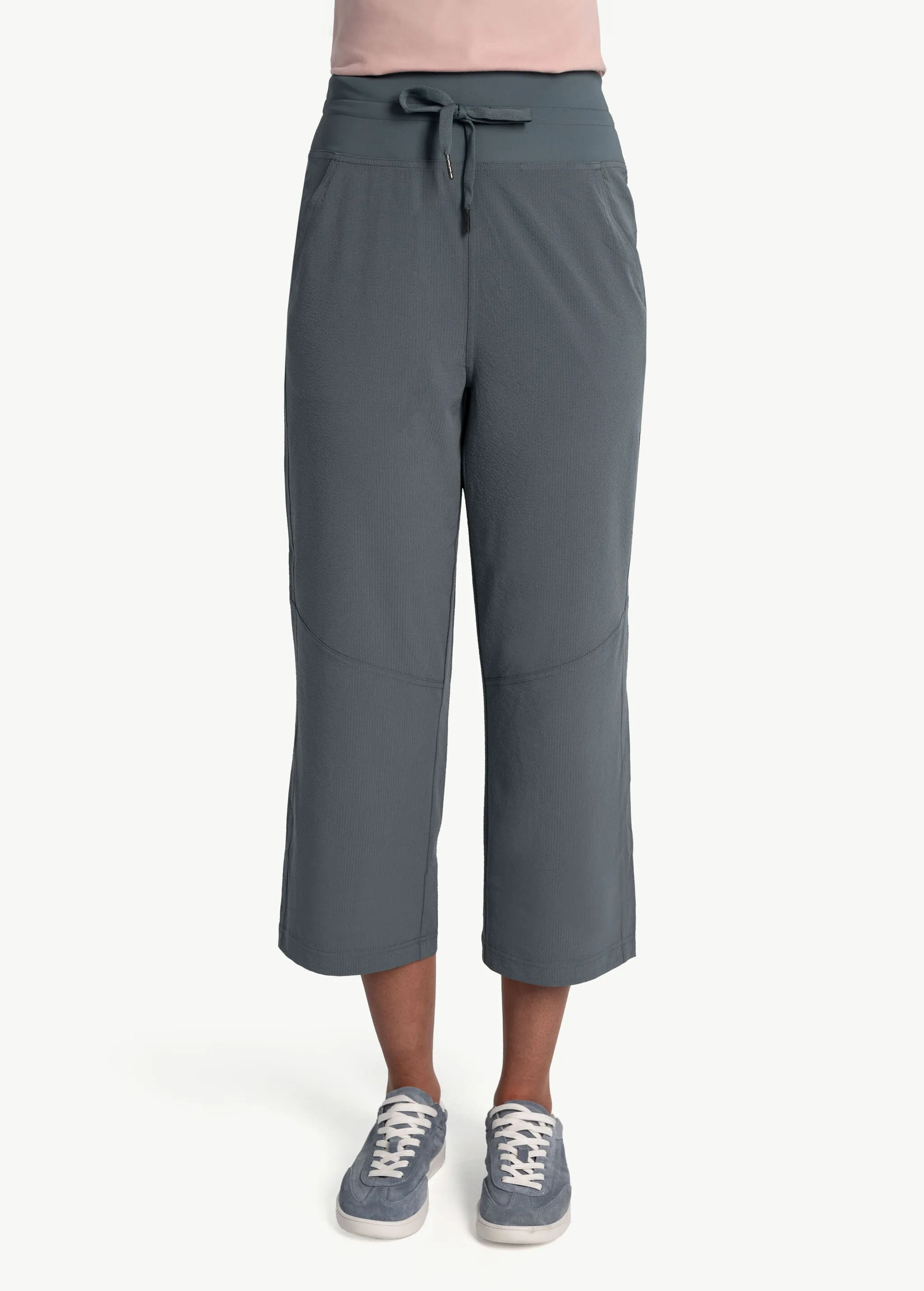 Momentum Cropped Pants