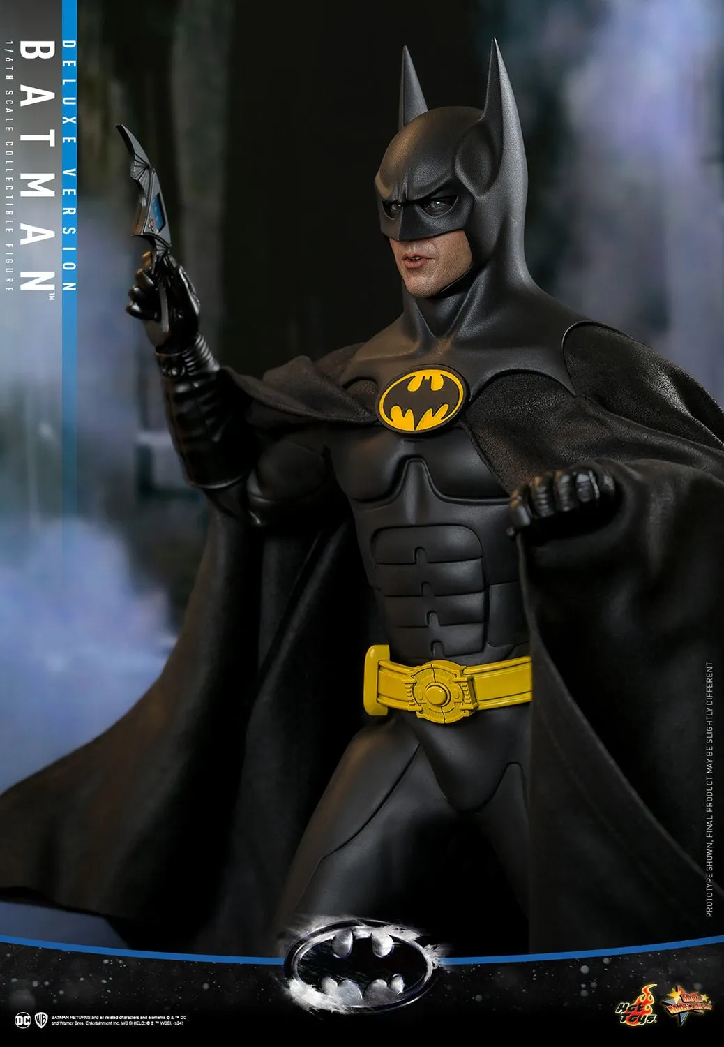 PRE-ORDER: Hot Toys Batman Returns Batman (Deluxe Version) Sixth Scale Figure