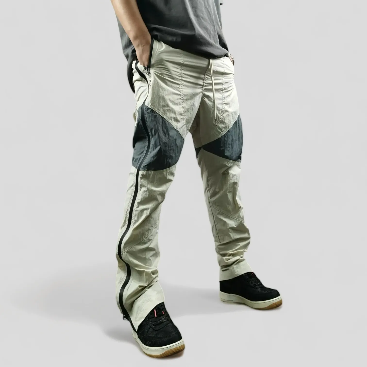 Relaxed fit Side zipper color block jogger