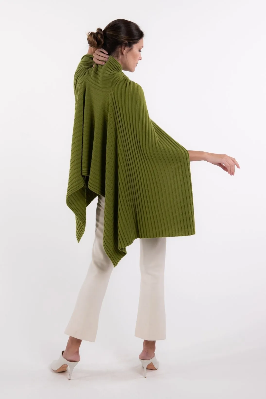 RIBBED CAPE