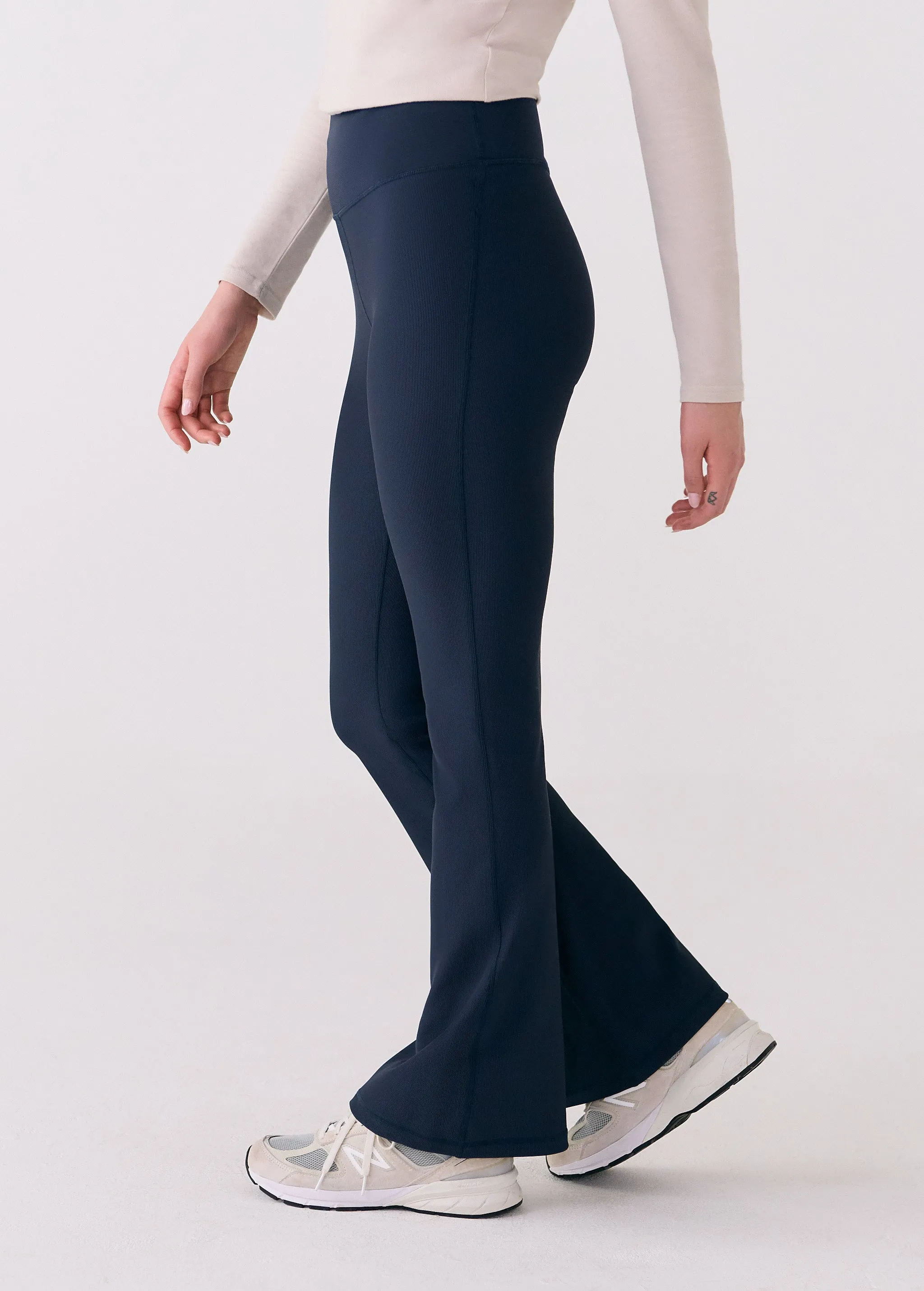 Sculpt Rib Flare Leggings