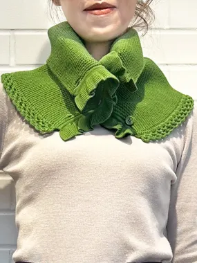 SPECIAL! Green Crochet-Trimmed Ruffle A-lined Neck Warmer