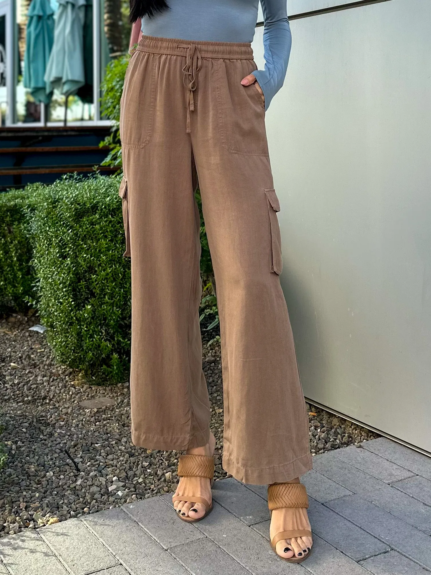 Wide Leg Drawstring Cargo Pants