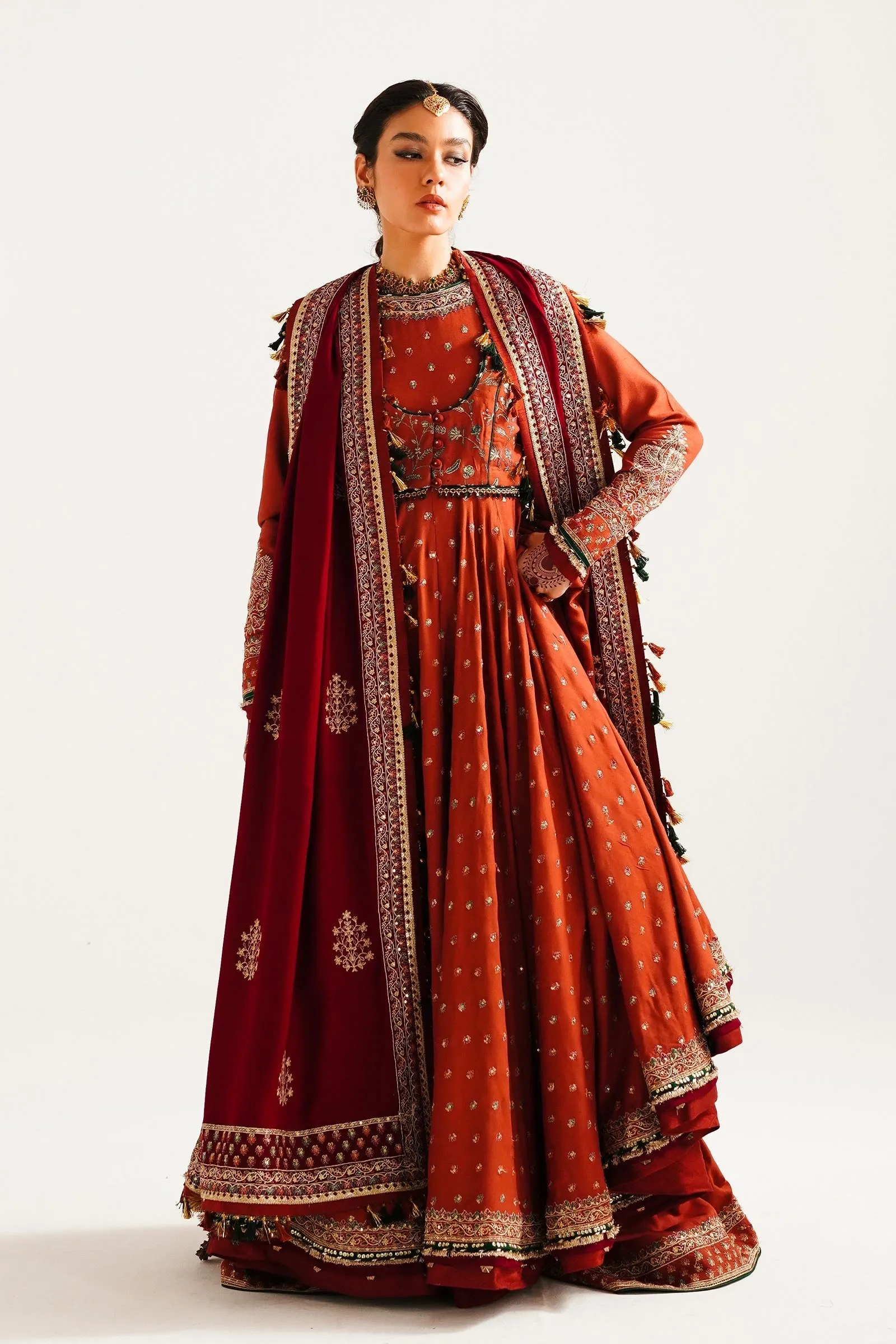 Zara Shahjahan Winter Collection 2023 – WS23-D4